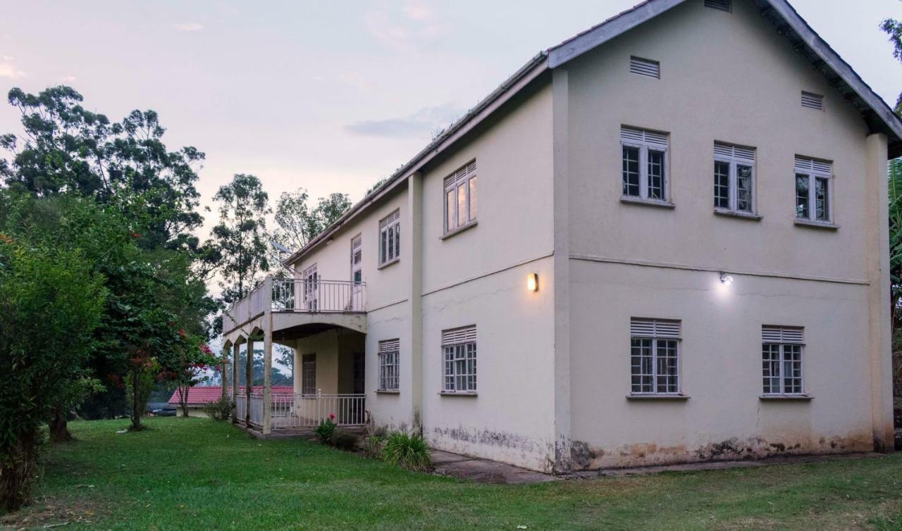 Sunrise Apartments Hotel Fort Portal Exterior photo